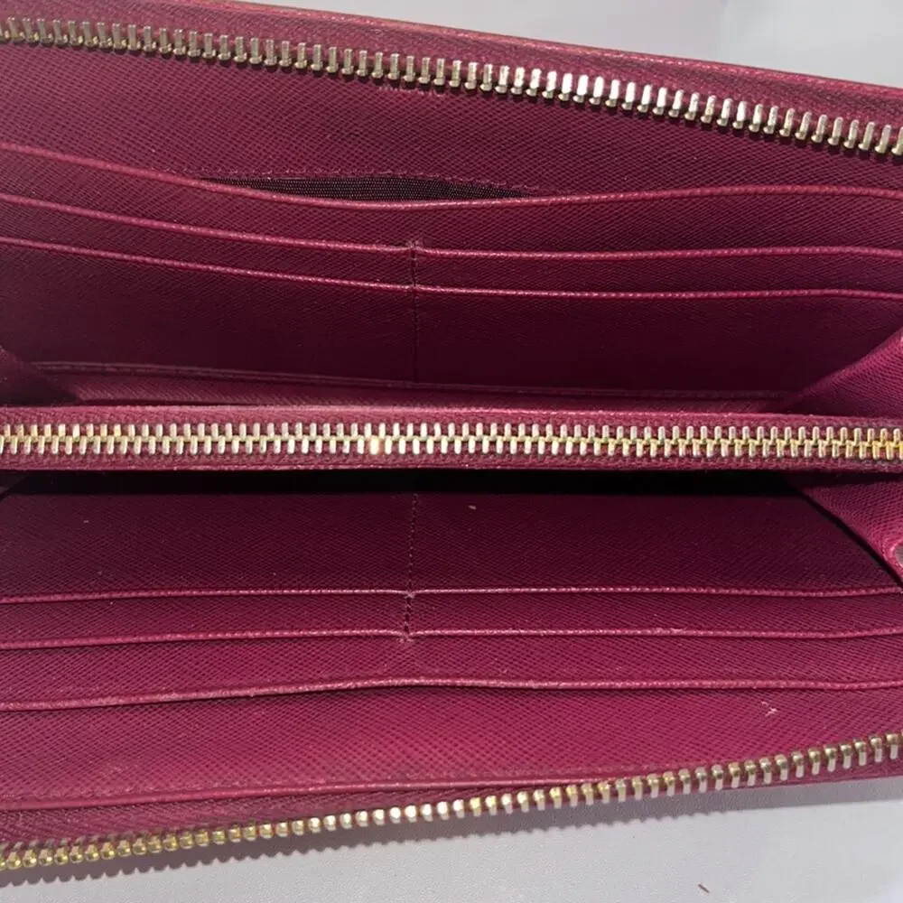 PRADA Saffiano Long‎ Zip Wallet
